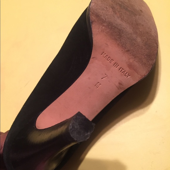 Michael Kors size 7 suede heels - Picture 5 of 7